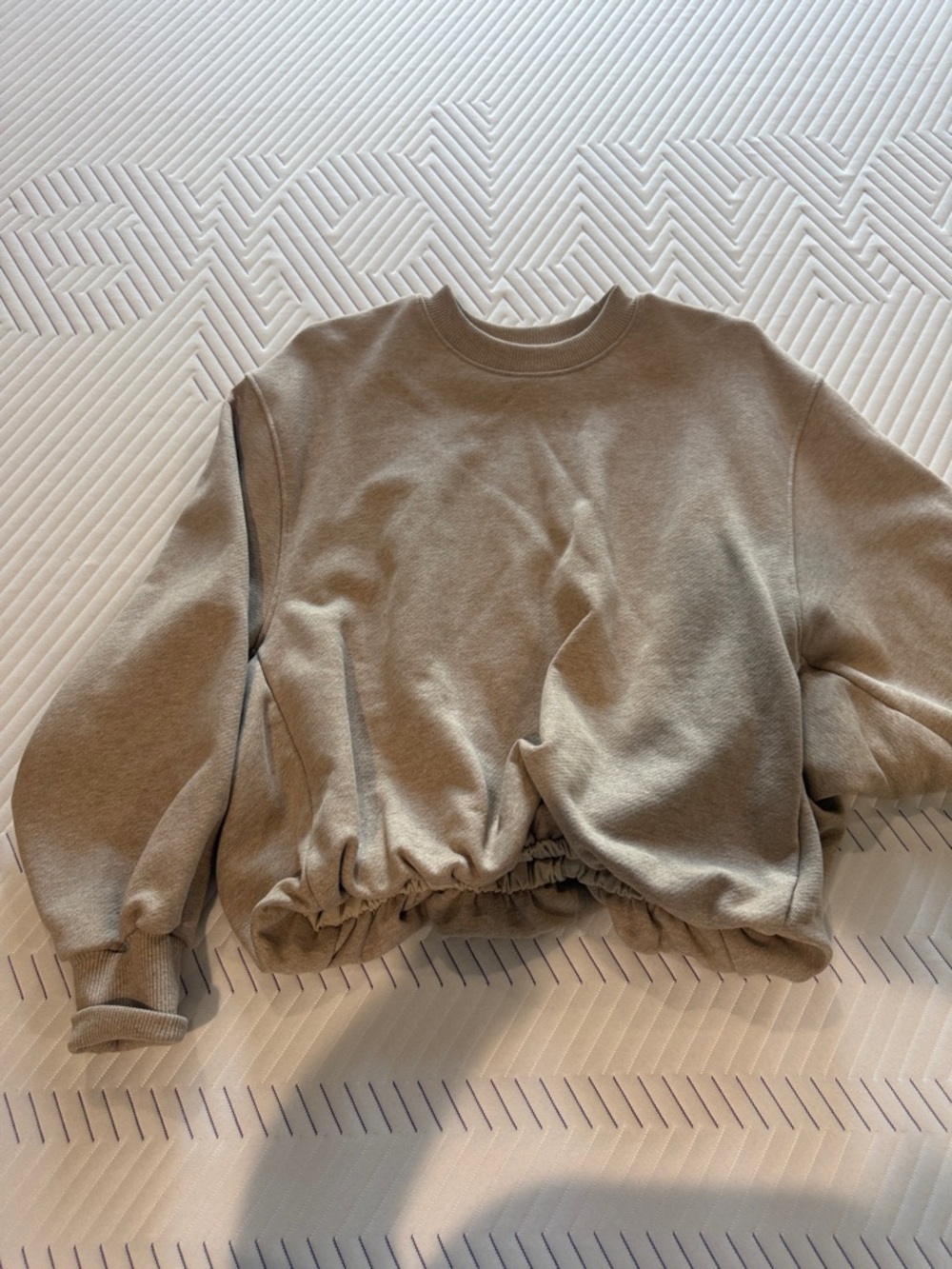 Cropped Elastic waist Sweatshirt in Olive Taupe- Zara